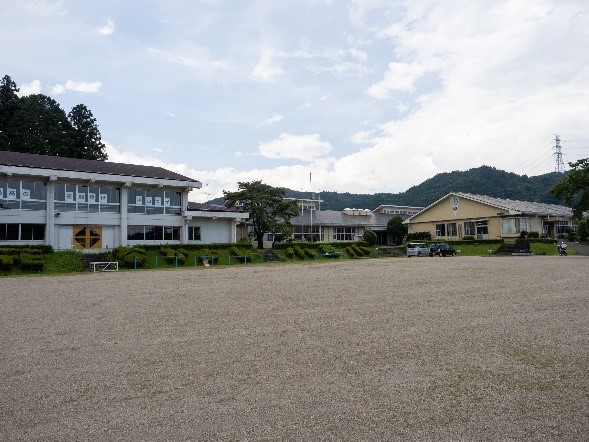 小百小学校