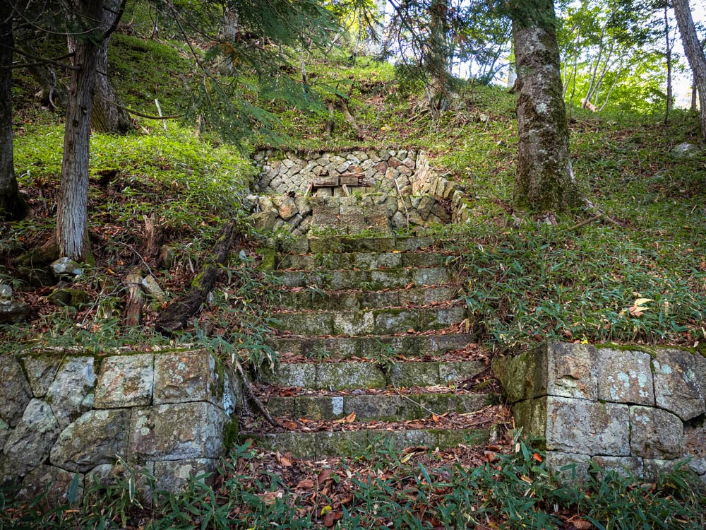 西澤金山の山神社